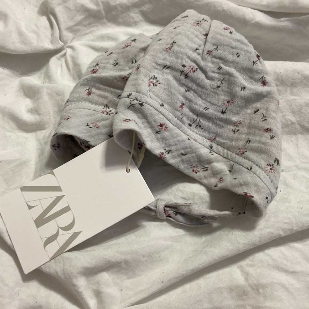 Zara baby hat